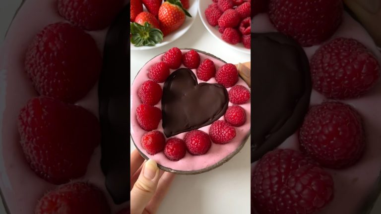 5-ingredient High-protein Smoothie🩷 Perfect for Valentine’s Day! #healthyrecipes #breakfastrecipes