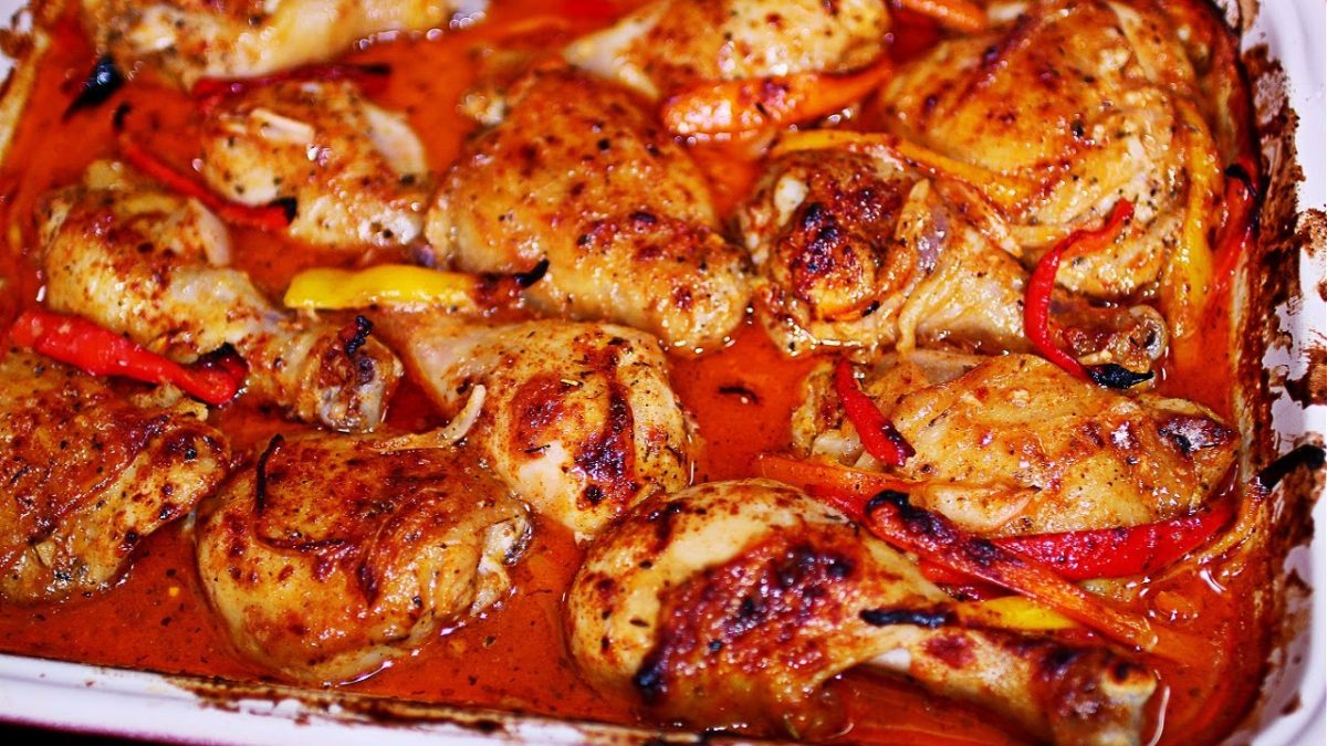 Deliciously Baked Chicken and Peppers – Easy Chicken Recipe
