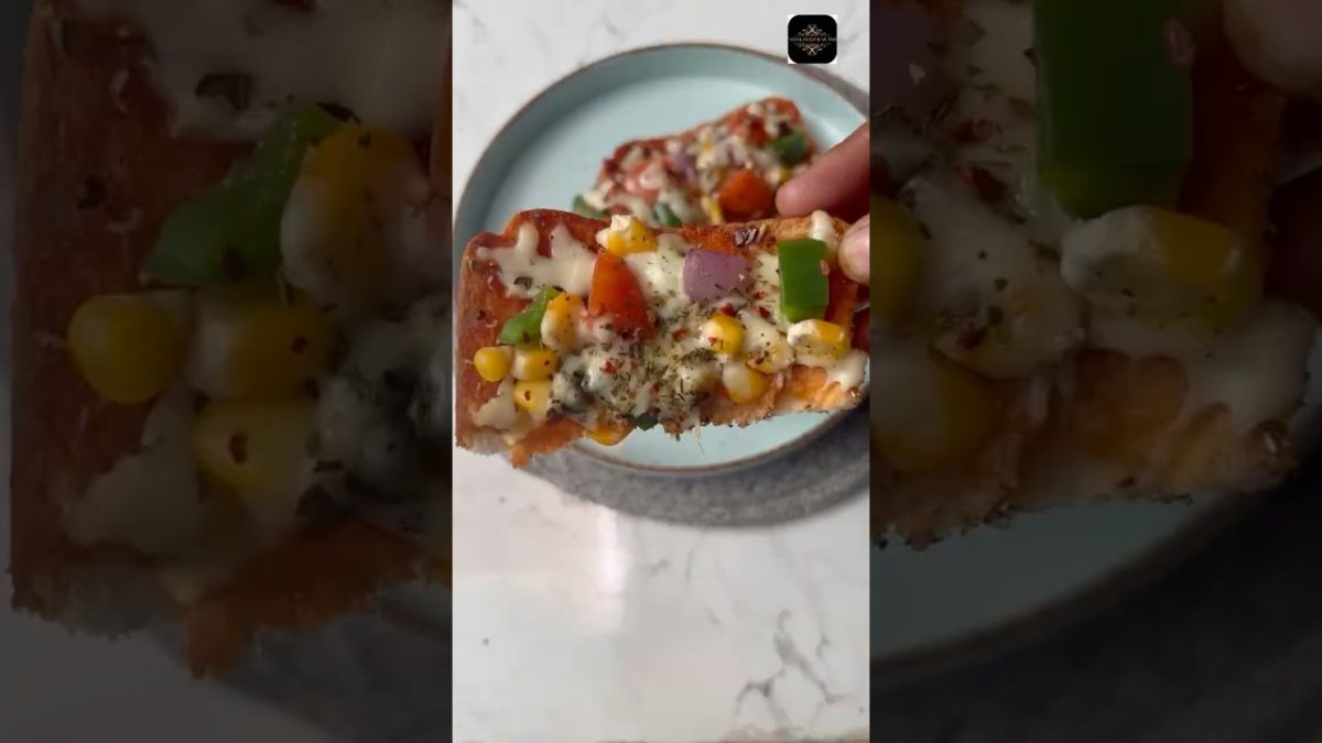 Bread Pizza 🍕 recipe #recipe #trendingnow #ashortaday #food #yt #shorts #pizza