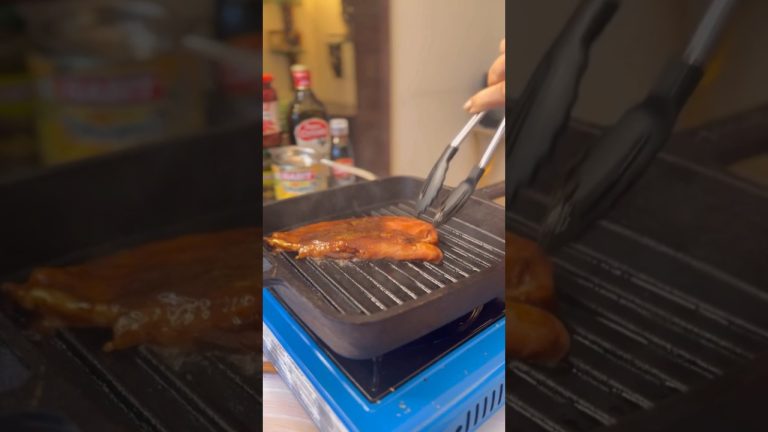 BBQ chicken & pineapple salsa #bbq