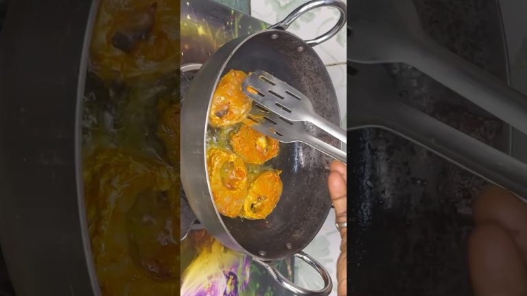 Delicious Fish Curry in 1-Min | Easy & Spicy Homemade Recipe #Shorts