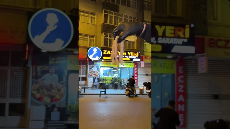 Yiyip yiyebileceğiniz en lezzetli #foodkuzu #mumbar için #ciğerci #foodie #bbq