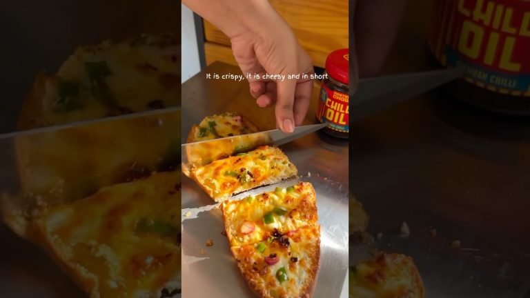 Garlic bread recipe #food #ytshorts #shorts #garlicbread #fyp #recipe #breadrecipe