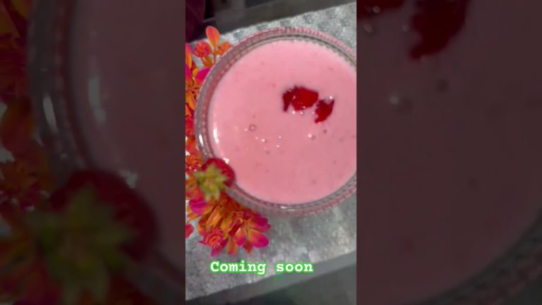 Coming soon strawberry  smoothie milkshake#viralreels #viralshorts#healthy #highprotein recipe