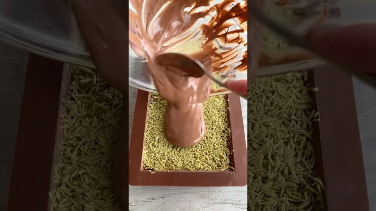 Finally making the Dubai chocolate bar 🍫