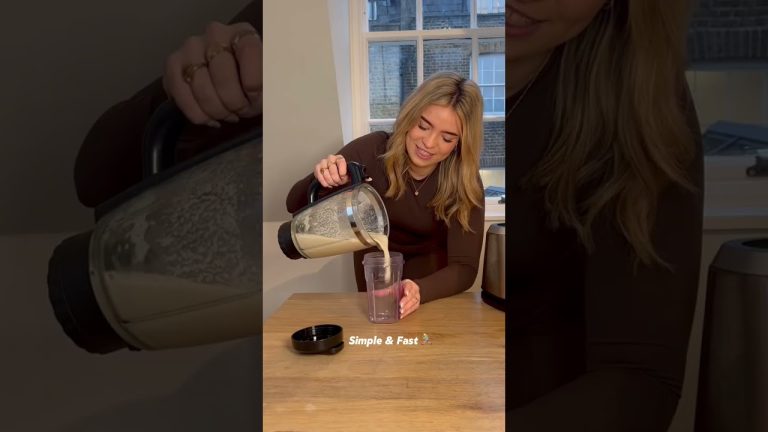 The Duronic BL114 Electric Blender is a versatile kitchen essential! 🥤