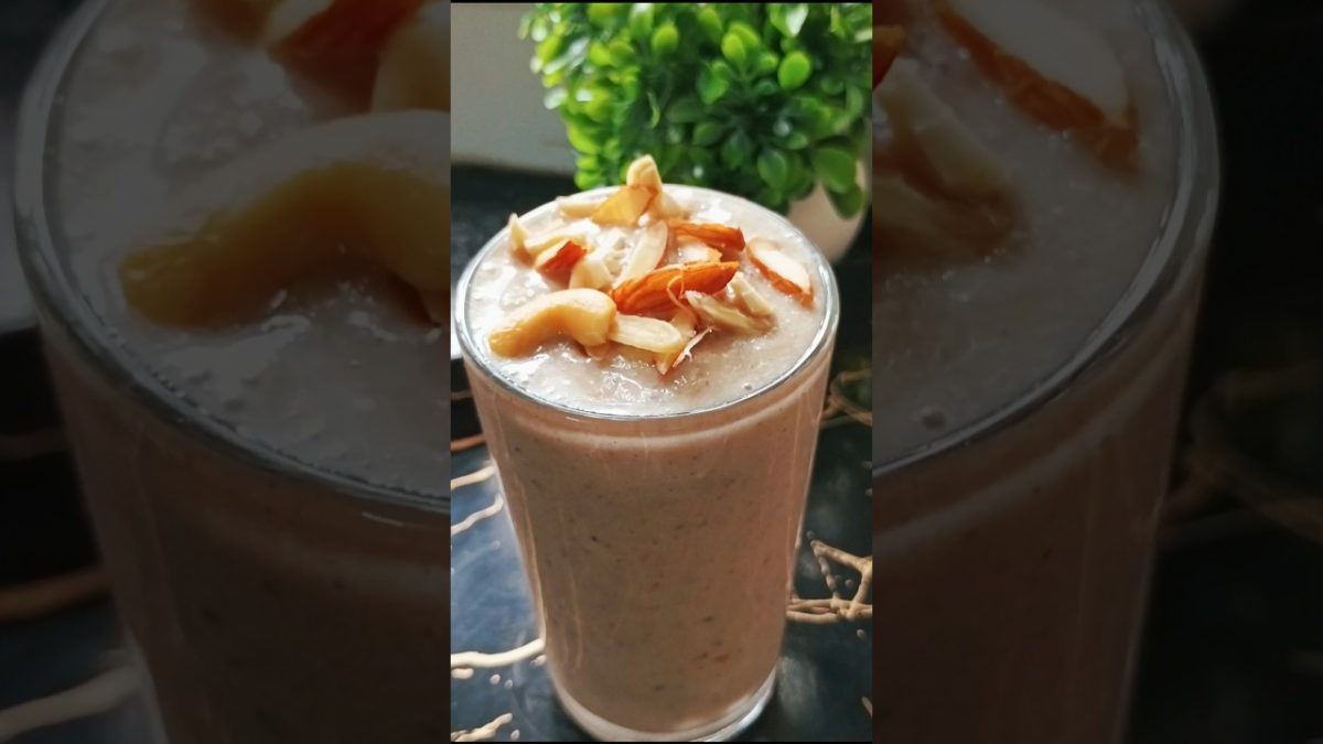 Banana With Dry Fruit Smooth juice🥤#food 🍎🍎 #shortvideo #youtubeshorts