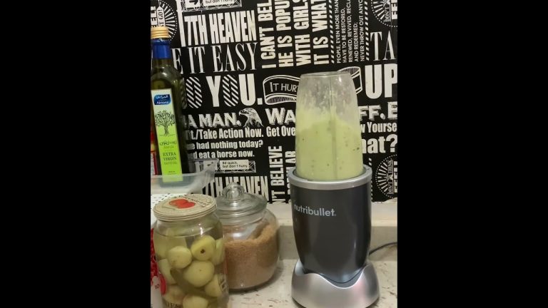 Avocado smoothie #smoothie #avacado #breakfast #healthy #shortsyoutube