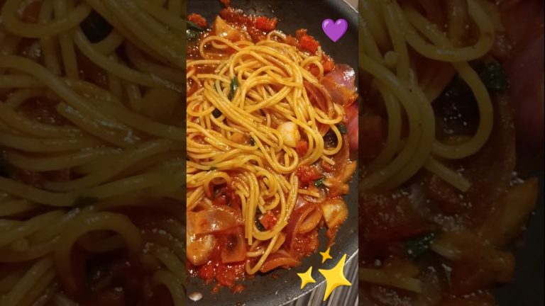 Spaghetti in Tomato Sauce | Healthy & Quick Recipe #food #shortsfeed #cooking #pasta