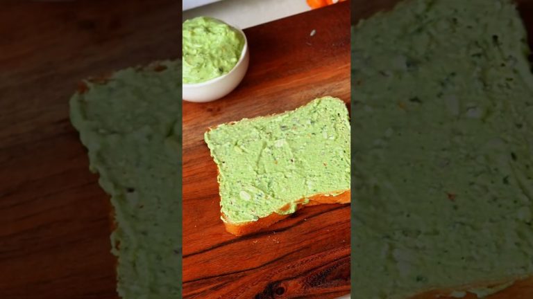 Homemade Cheese Bread Spread Recipe | Easy & Creamy Snack Idea #shorts #cheesespread #breadspread