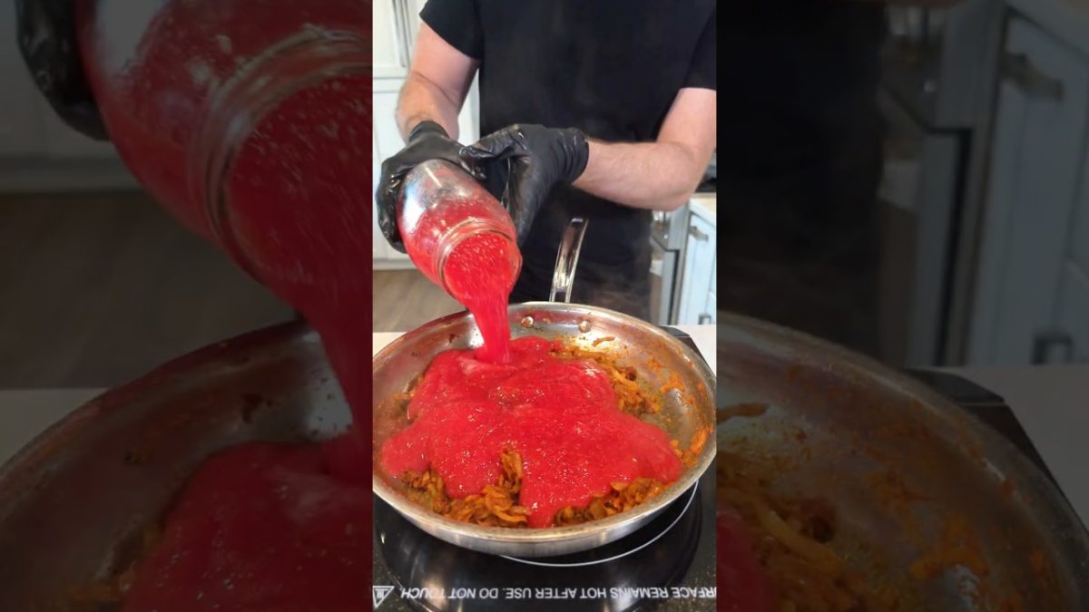 You Absolutely Need To Try This Georgian Soup Recipe