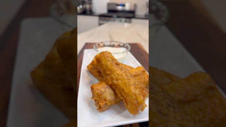 Crispy Beer Battered Fish! 🐟 #food #foodie #shorts