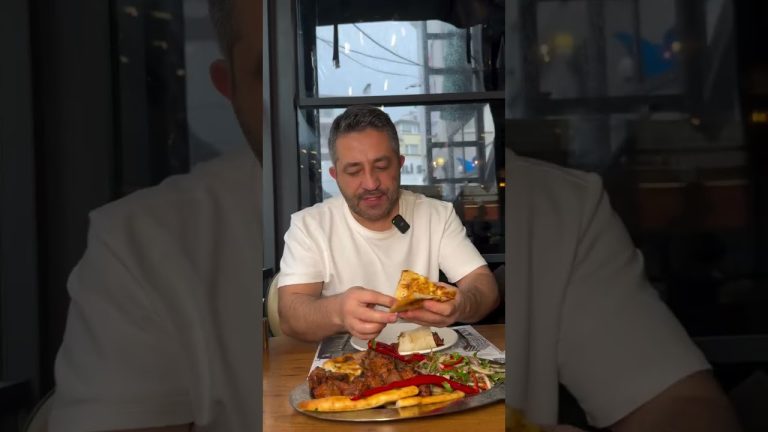 Sizce Bu Adana tepsi Каç TL? Tek BitirebilirMisin?#tandrr #ekmekarası#kuzu#kebab #KonyalıFerdiusta