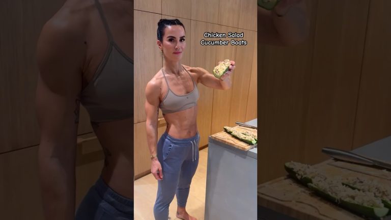 Chicken Salad Cucumber Boats 👉 Iink in BIO for all my fave recipes and training programs