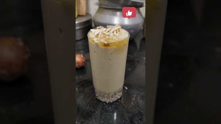 Avacado fruit smoothie 🥤 chesaa 😋#avacado smoothie recipe 🤤#trending #food #ytshorts #fruits#viral