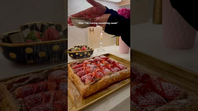 When he tells me he’s craving something sweet #nutella #strawberry #dessert #recipes #cookwithme