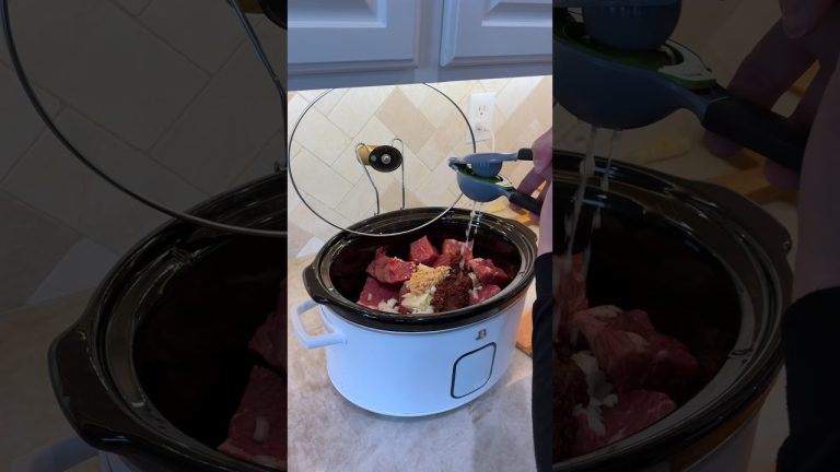 CROCKPOT RECIPE BARBACOA BEEF | SCRUMPTIOUS SUNDAY #crockpotrecipes #barbacoa #healthyrecipes