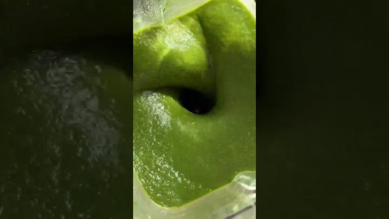 This delicious Smoothie recipe burns your belly fat in few days #healthyliving #recipe #weightloss