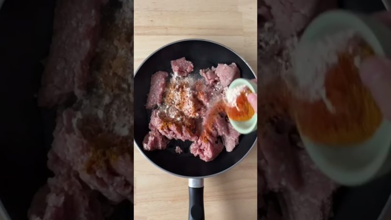 BREAD FILLED WITH BEEF AND CHEESE #food #Recipe #beef #cheese #tasty #bread #iftar #Ramadan