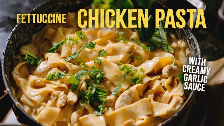 Creamy Fettuccine Chicken Pasta (Easy Dinner Recipe!)