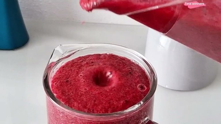 Healthy and SO DELICIOUS! BEETROOT smoothie Recipe that you will love