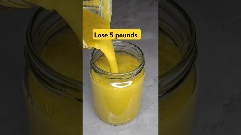 HOW TO MAKE THE PINEAPPLE SMOOTHIE THAT HELPED ME LOSE 5 POUNDS