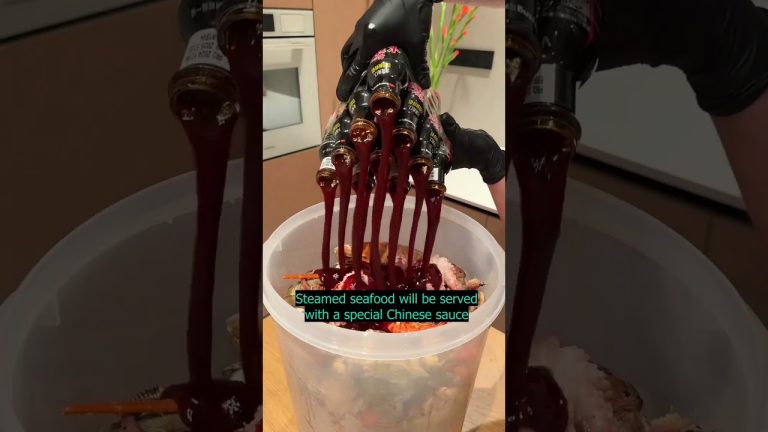 Steamed seafood served with special sauce  – Chinese food