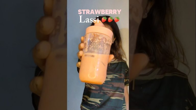 Strawberry Lassi ഉണ്ടാക്കിയാലോ #strawberry #strawberryrecipes #summerdrink #lassi #neveedithababu