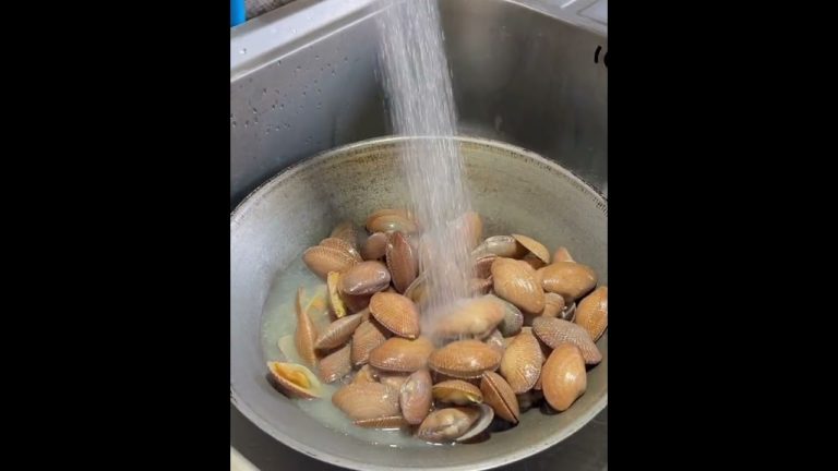 ล้างหอยลายให้สะอาด  #cooking #thaifood