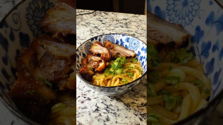 Stir fry noodle braised pork hocks