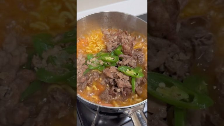 Noodles with Sausage & Beef 🍜 #ramen #noodles #instantnoodles #cooking #food #easyrecipe #recipe