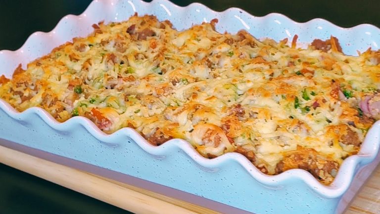 How to make  Delicious  Beef Mince Mashed Potato Casserole