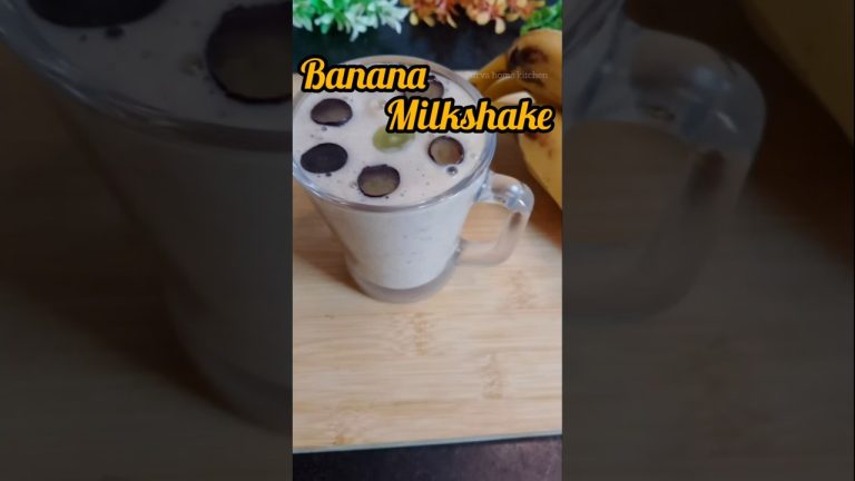 How to make Banana Milkshake ll #milkshake #fruits #purvahomekitchen #ytshorts
