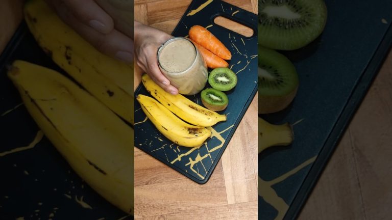 Licuado de bananas con kiwi!🤩🍹🍌 🥝 #receta #shortvideo
