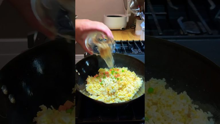 Quick & Tasty Shrimp & Beef Fried Rice! 🍤🥩🔥 #cookingshorts #friedrice #foodshorts