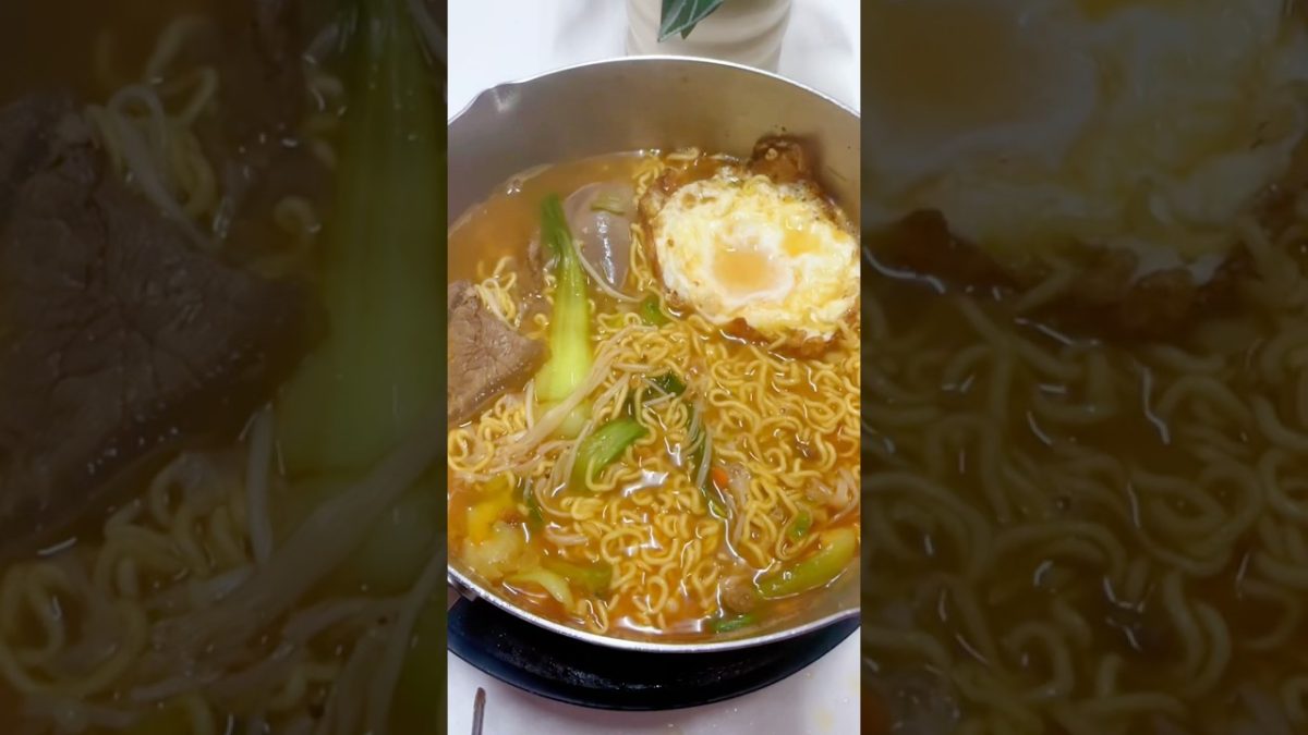 Beef Ramen 🍜 #ramen #noodles #easyrecipe #instantnoodles #cooking #food #koreanramen #recipe pe