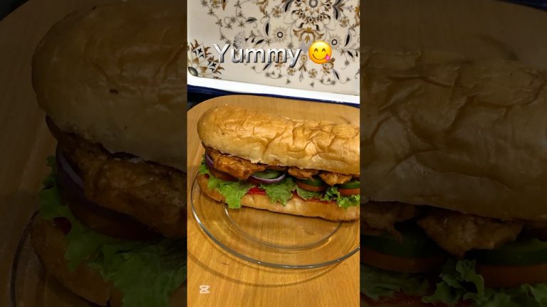 Chicken kabab burger 🍔😋#asmr #food #kitchen #recipe #cooking #reels #shorts