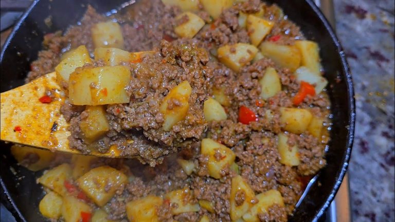 Ground beef & potato one-pan skillet dinner EASY!