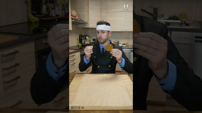 Dalgona Candy 🍭 from Squid Game 🦑 #squidgame #squidgame2 #dalgonacandy #recipe #food