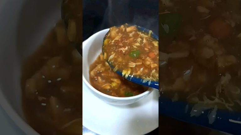 Restaurant style soup | Chicken soup recipe | Chicken vegetable soup | Hot and sour soup #shorts