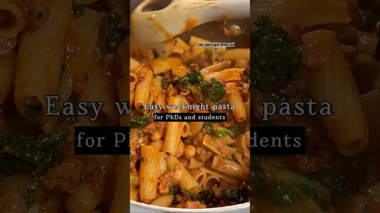 30 minute impossible bolognese for students and PhDs #healthyeating #plantbasedeats 📚