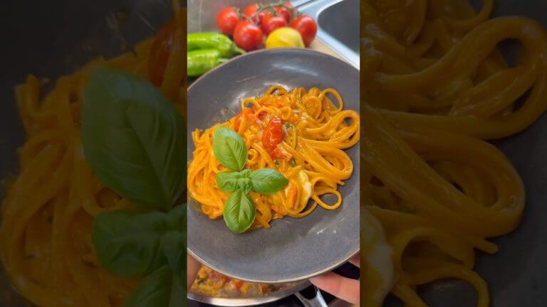 Creamy pasta recipe #pastarecipe #shorts #recipe #pasta #creamypasta