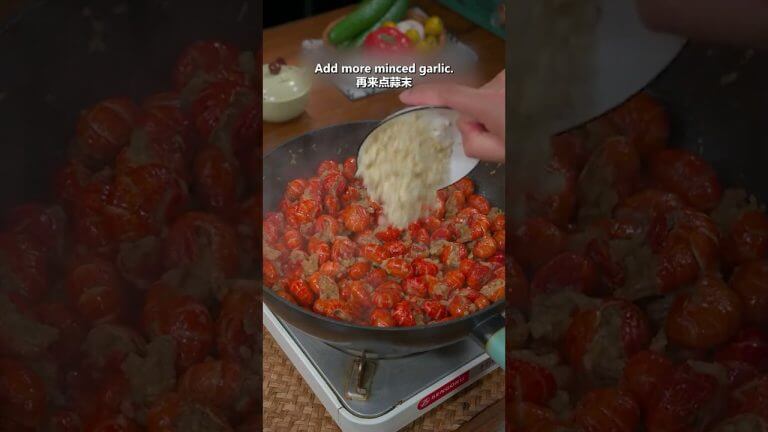 Tailor-made for seafood lovers! Treat yourself and your guests to a tasty treat!