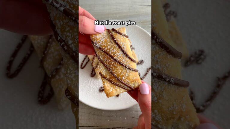 4-ingredient Nutella toast pies
