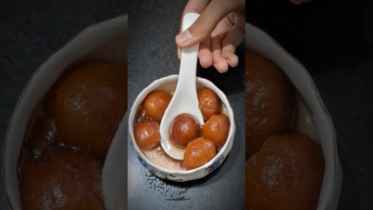 Bread Gulab Jamun Recipe 😍😋😋 #shorts #viral #recipe #food #gulabjamun #zaikazindabad #cooking