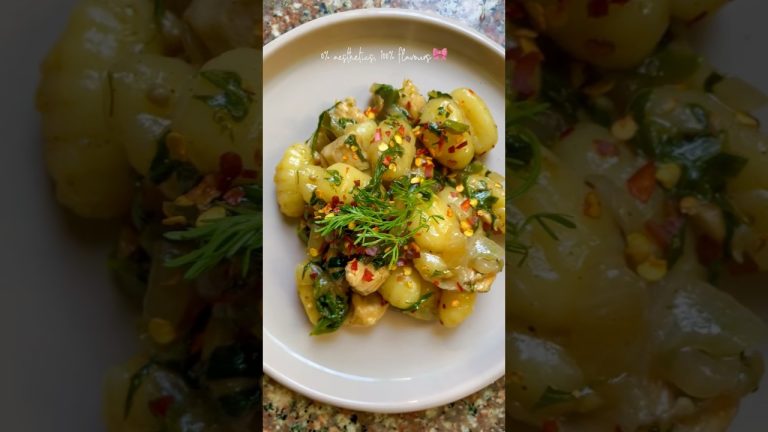 Not so aesthetic cooking for the soul!🎀 #gnocchi #shorts #youtubeshorts