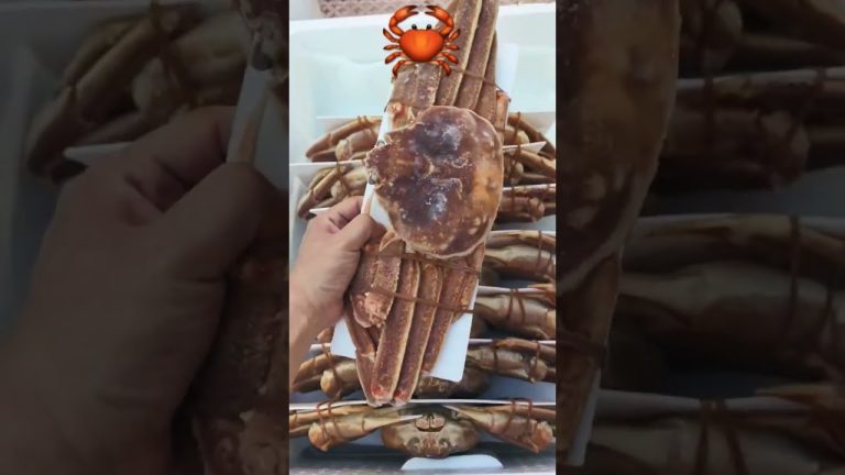 CRABS #seafood #fish #chinesechallenge #seafoodrecipes #youtubeshorts #motivation #shortvideo