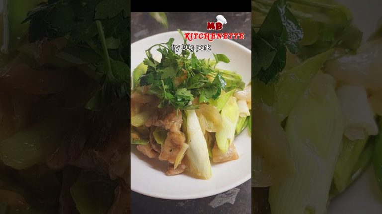 5-Minute Cooking: Quick & Delicious Stir-Fry Pork with Leeks Recipe
