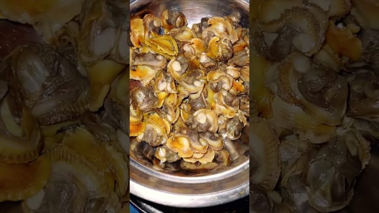 seafood soup #food #foodie #seafood #seafoodrecipes #shorts #fyp #viralvideo #trendingshorts #trend