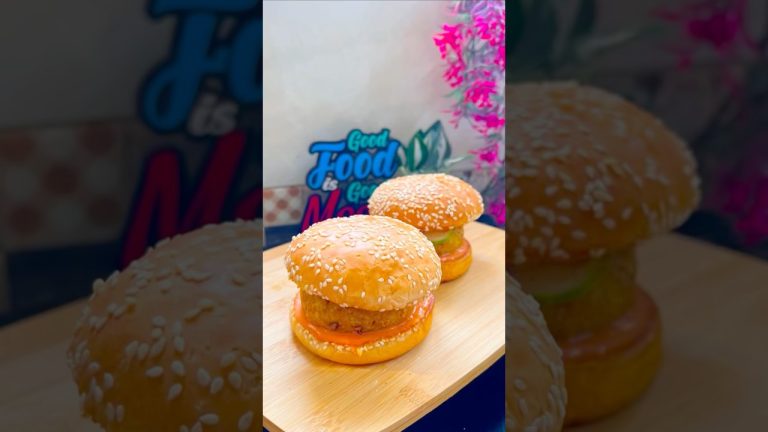 Easy veg burger!! 🍔 😋😋#burger #shorts #recipe